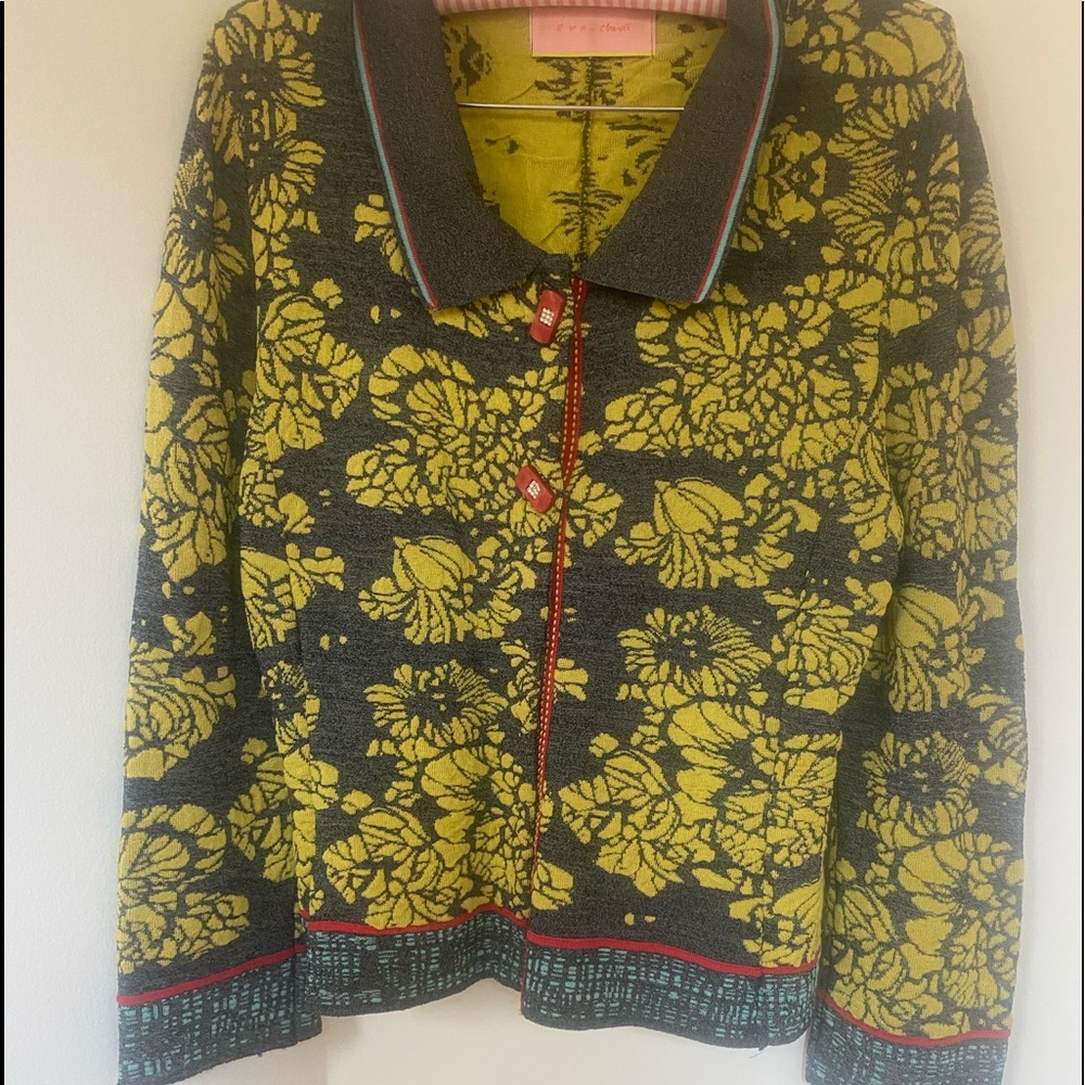 Eva & Claudi 3/4 Sleeve Floral Knit Top
